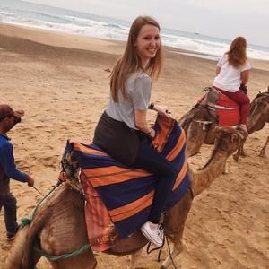 Meet your Posher, Julie